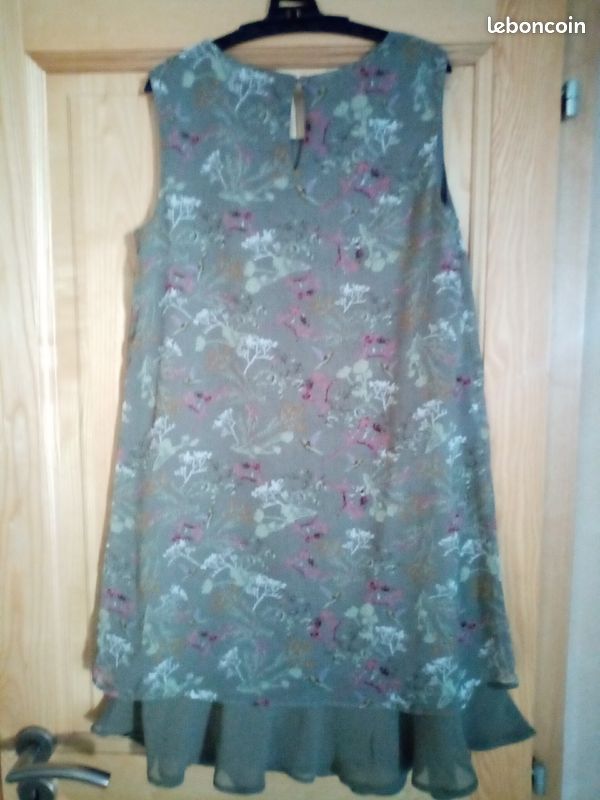 Robe sans manche (image 3)