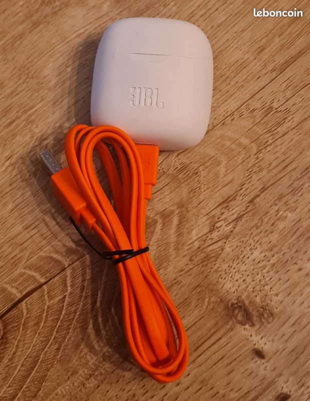 Écouteur JBL blanc (image 2)