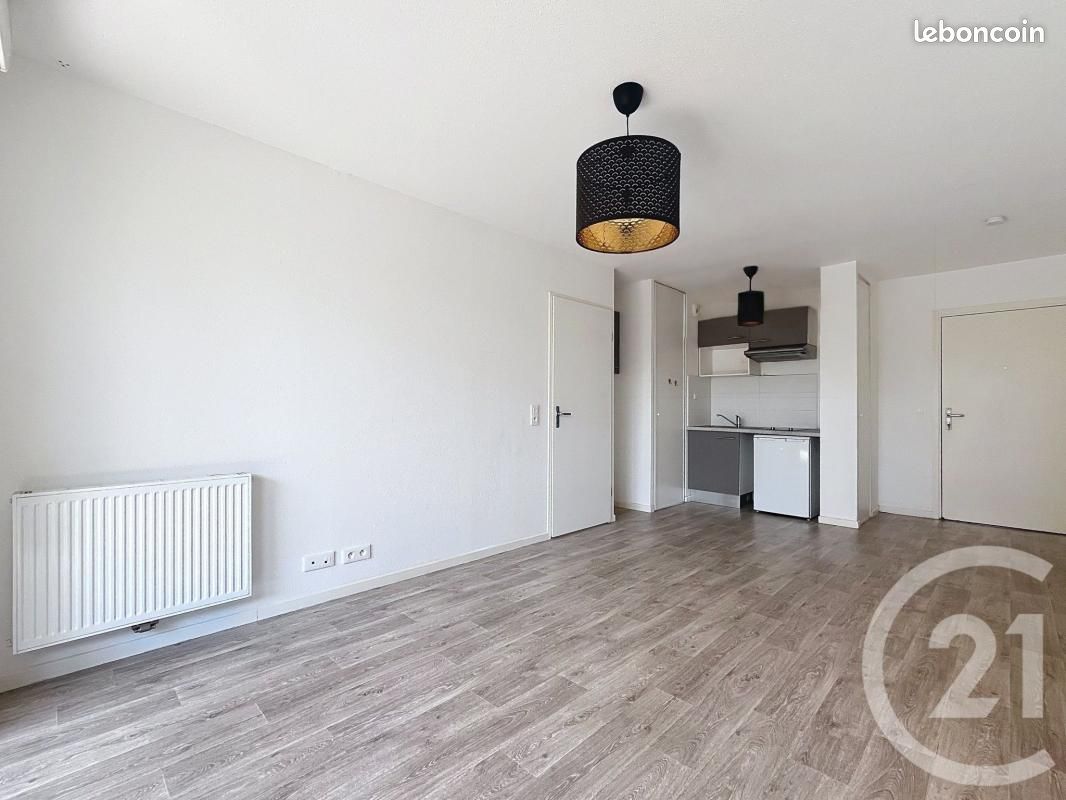 Appartement 2 pièces 38 m² · à Fargues-Saint-Hilaire · 38 m² · 135 000 €