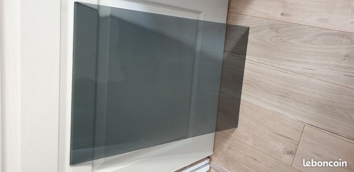 Plateau en verre fumé ikea MALM (image 1)