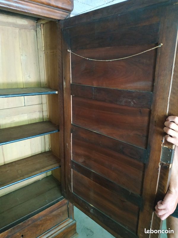 Armoire ancienne (image 1)