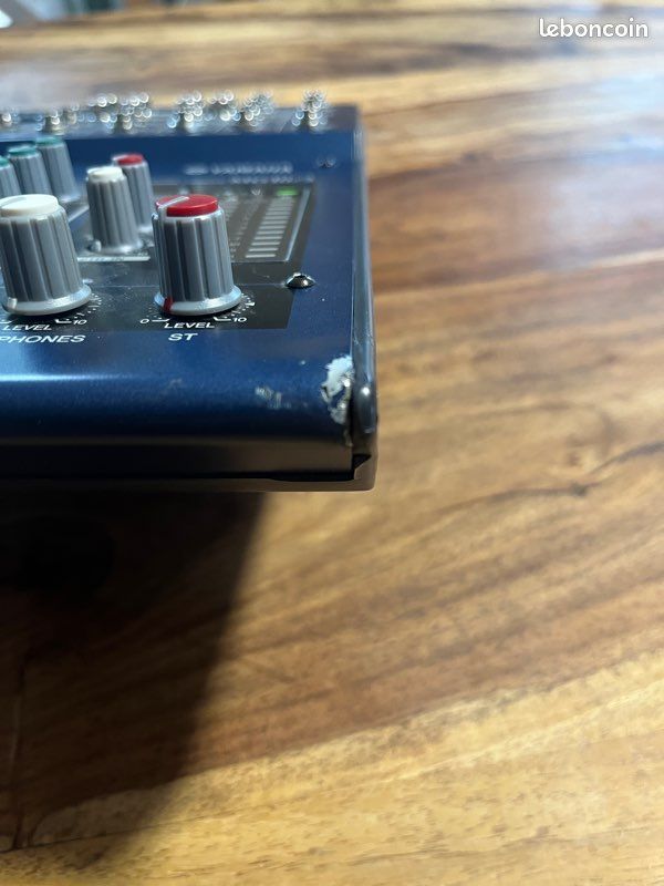 Table de mixage Yamaha MG10/2 (image 7)