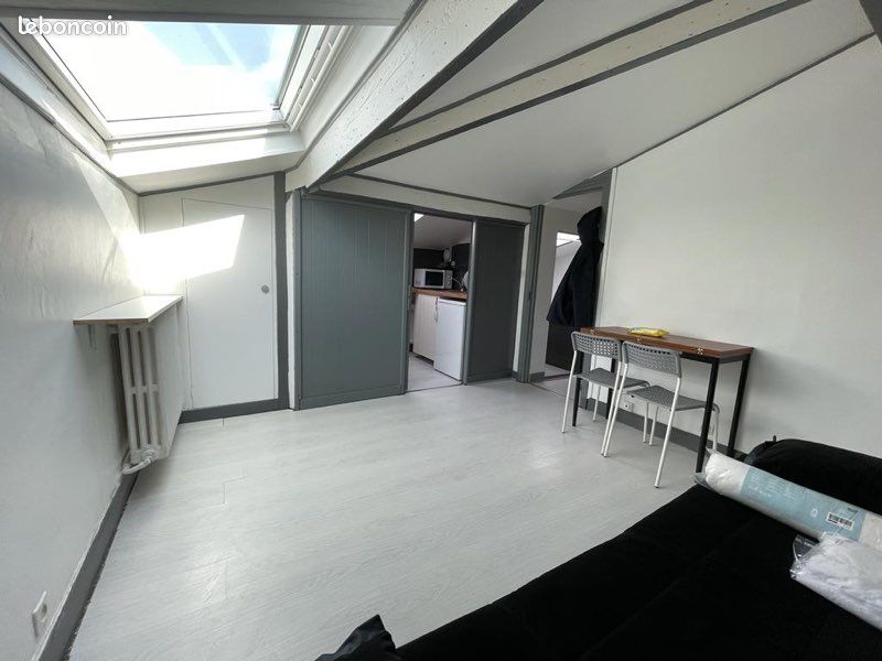 Appartement 1 pièce 17 m² · à Chaville · 17 m² · 600 €/mois
