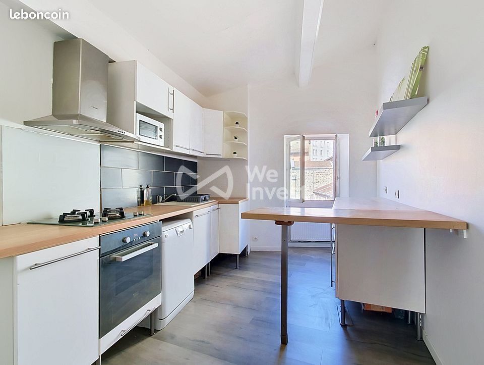 Appartement 3 pièces 68 m² · à Annonay · 68 m² · 65 000 €