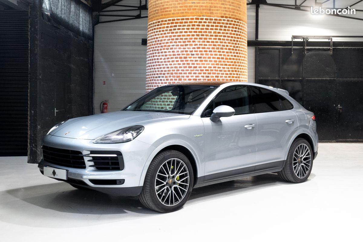 Porsche Cayenne Coupé E-Hybrid 3.0L V6 462 CH (Toit panoramique, Audio BOSE, Pack Sport Chrono...) - 2ème main (image 1)