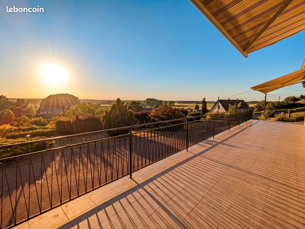 Maison 5 pièces 133 m² · à Veuzain-sur-Loire · 133 m² · 240 000 €