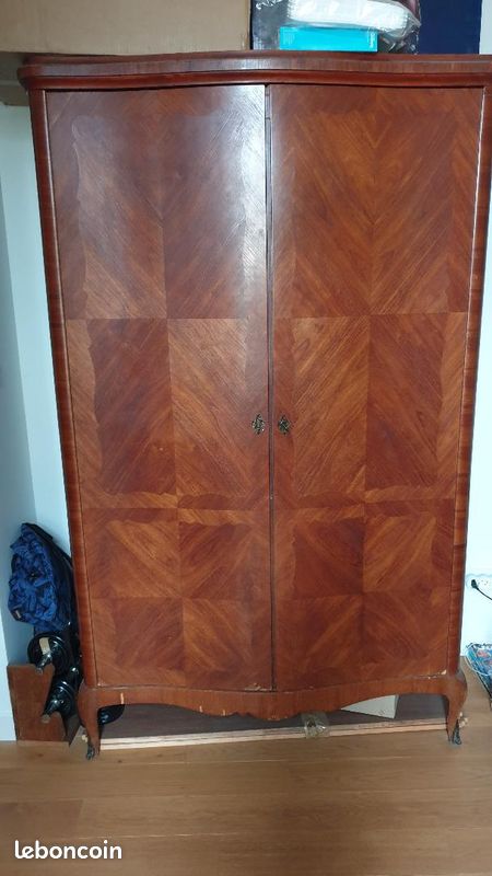 Armoire style Louis XV (image 1)