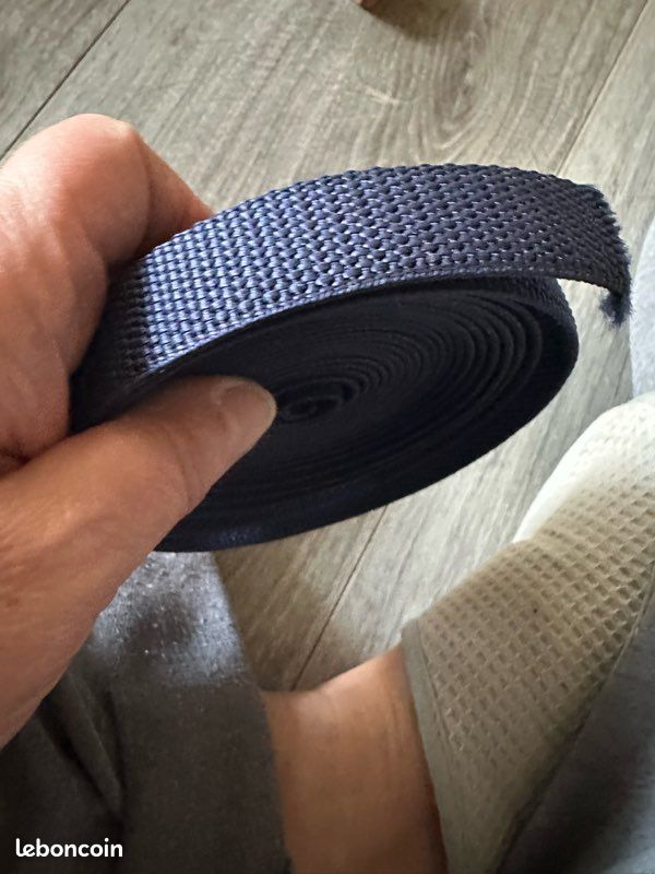 Lanière pour sangle 2cm (image 1)