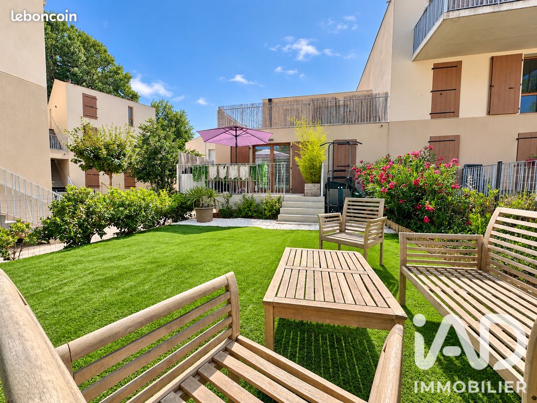 Appartement 3 pièces 65 m² · à Châteauneuf-le-Rouge · 65 m² · 319 000 €