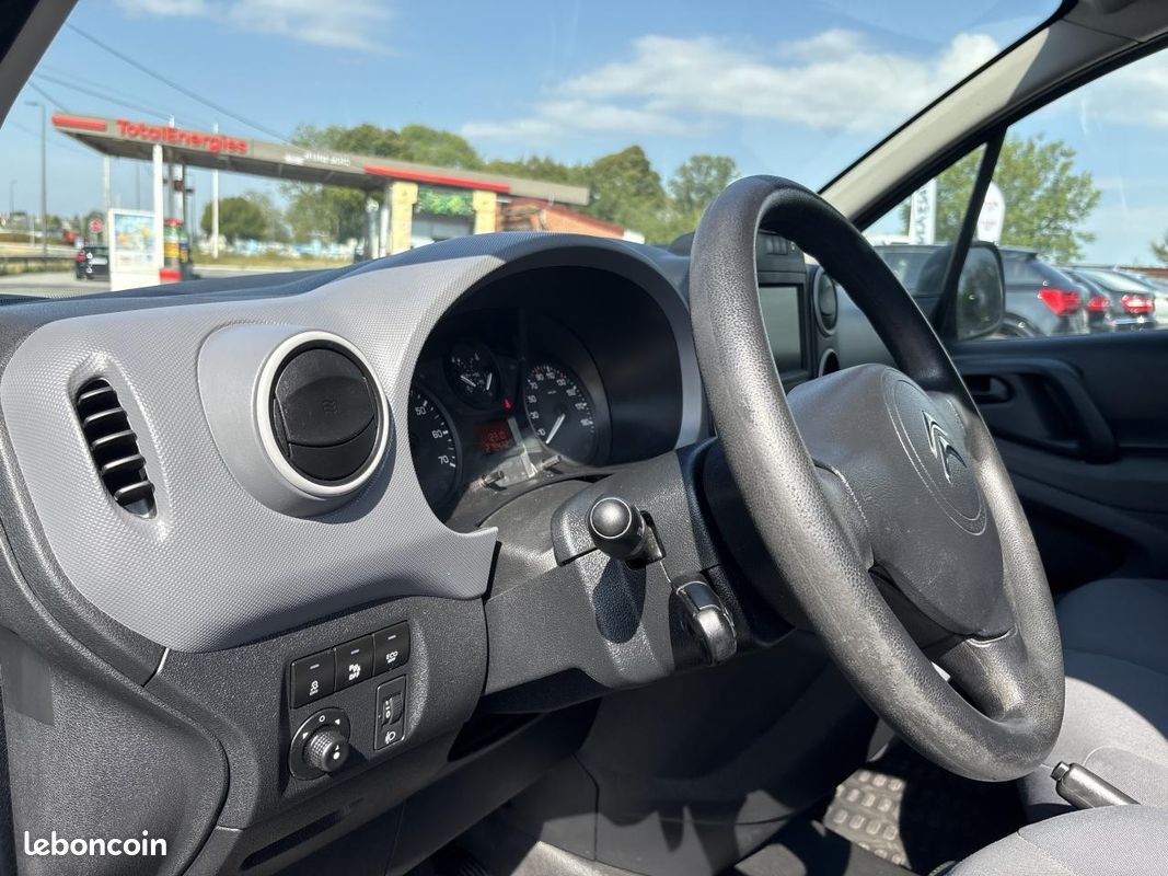 CITROEN BERLINGO 1.6 BlueHDi - 100 - GARANTIE 12 MOIS (image 21)