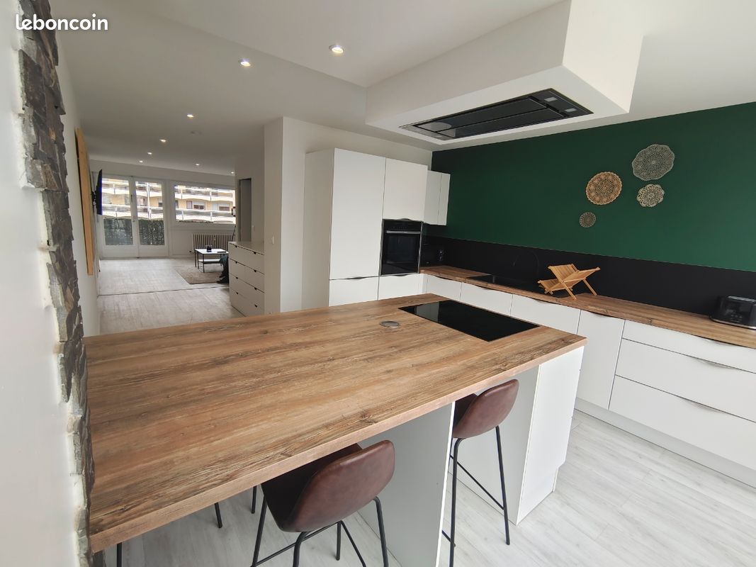 Appartement 3 pièces 82 m² · à Annemasse · 82 m² · 1 850 €