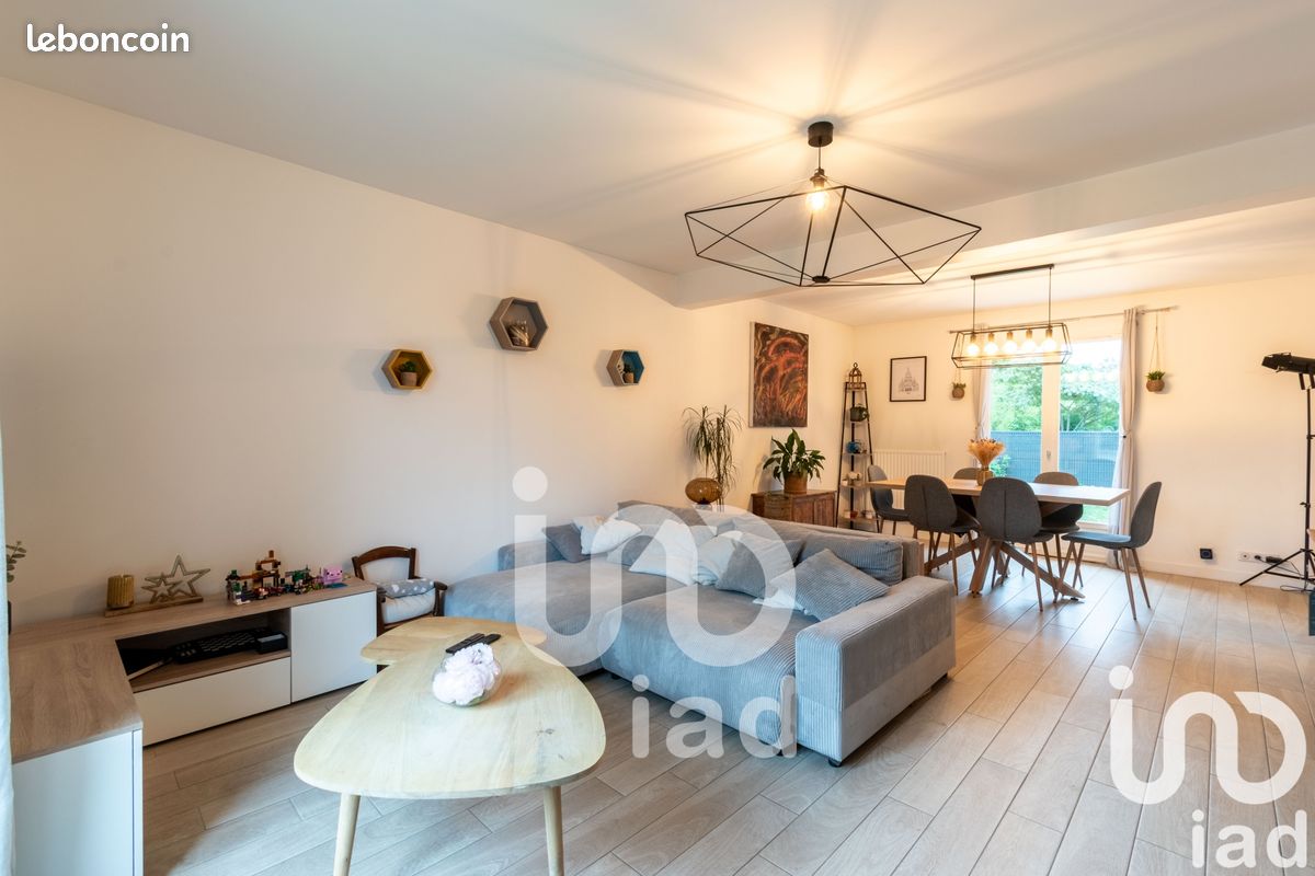 Maison 5 pièces 106 m² · à Triel-sur-Seine · 106 m² · 436 000 €