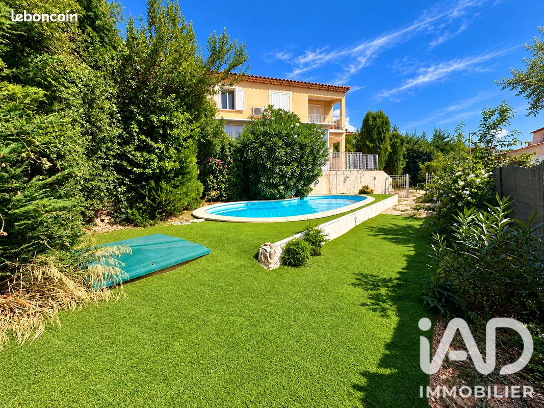 Maison 5 pièces 155 m² · à Marseille · 155 m² · 520 000 €