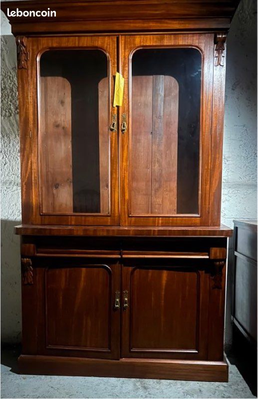 Grand buffet-vaisselier ancien deux corps vitré – style Louis-Philippe – bois veiné (image 2)