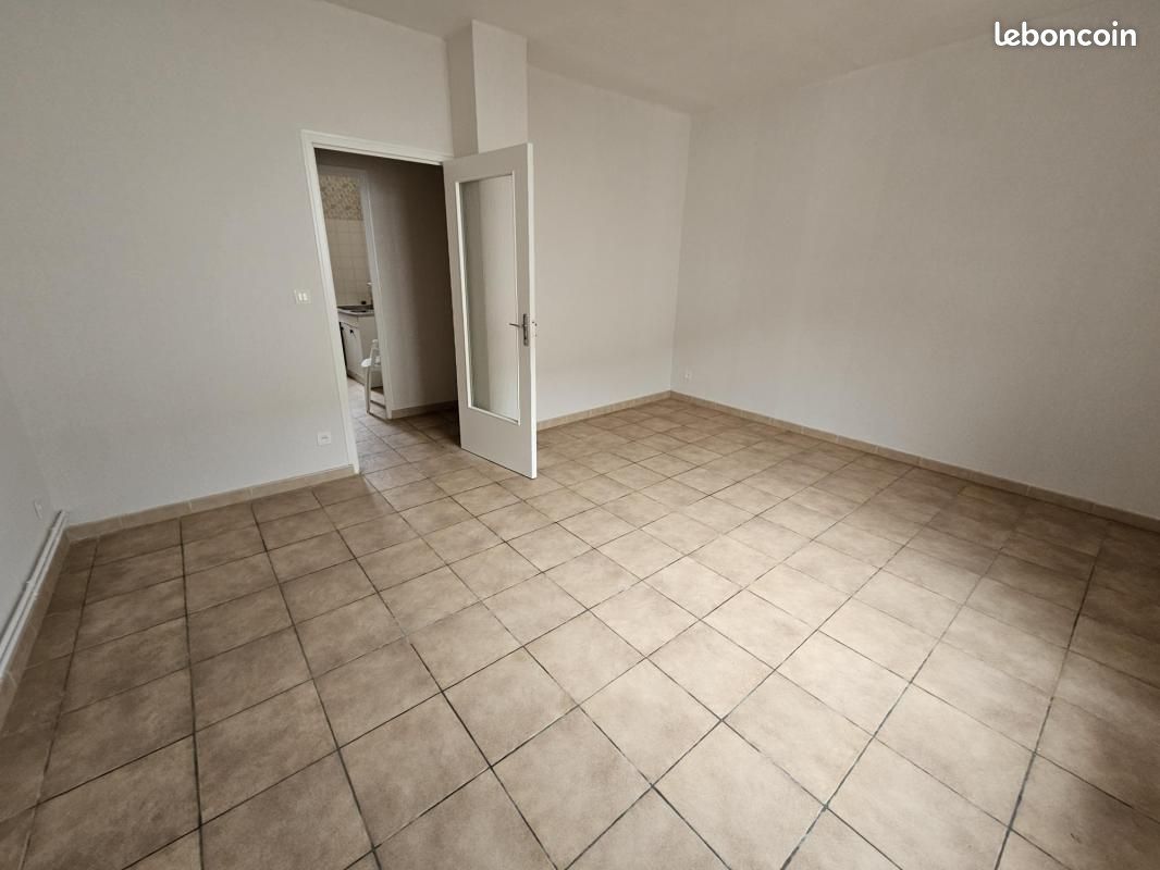 Appartement 3 pièces 56 m² · à Le Creusot · 56 m² · 460 €