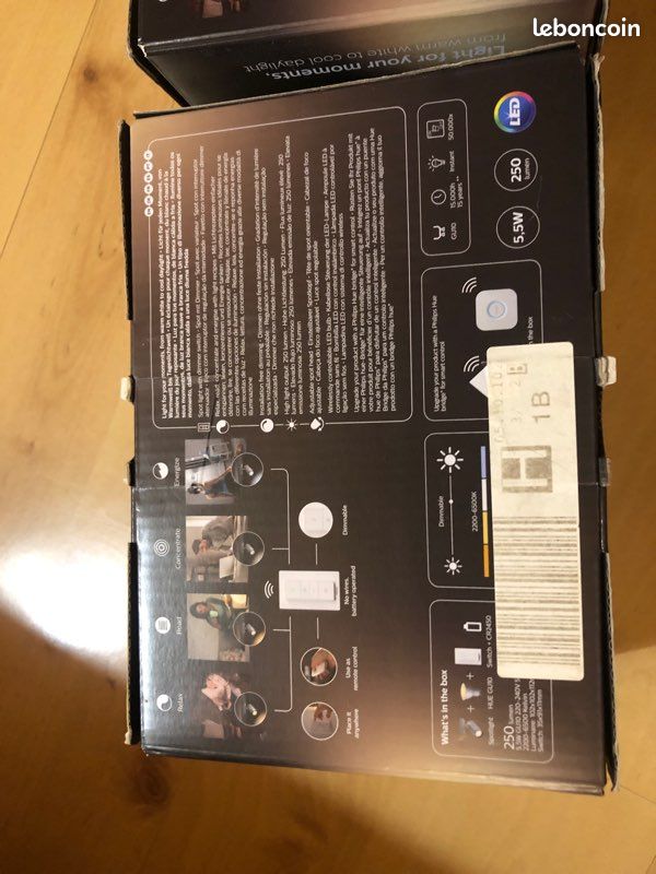 Spot Philips Hue avec télécommande, neuf (image 3)