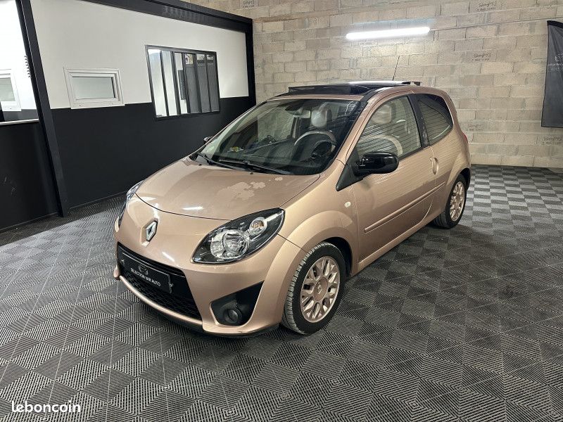 Renault TWINGO II 1.5 DCI 75CH MISS SIXTY ECO² PREMIÈRE MAIN GARANTIE 60 MOIS POSSIBLE (image 2)