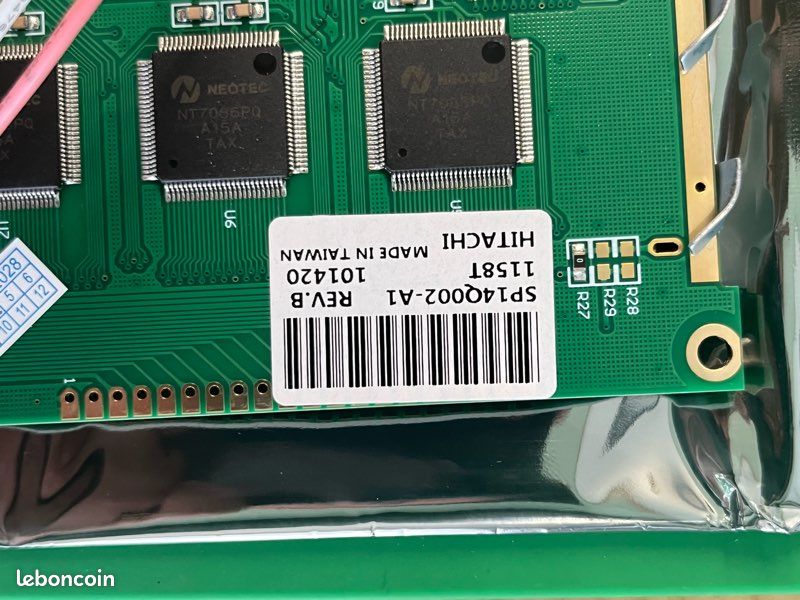 Écran Hitachi SP14Q002-A1 (image 2)