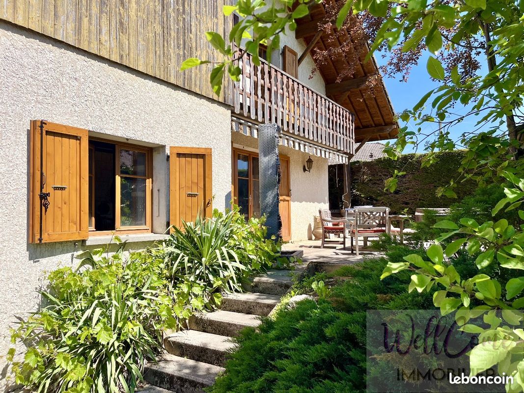 Maison 8 pièces 151 m² · à Entrelacs · 151 m² · 625 000 €