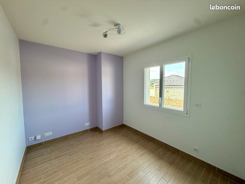Maison contemporaine de 140 m² habitables 194 m2 au total DPE AA – Aucun travaux à prévoir – Terrain clos de 1 000 m² – Vue Pyrénées (image 14)