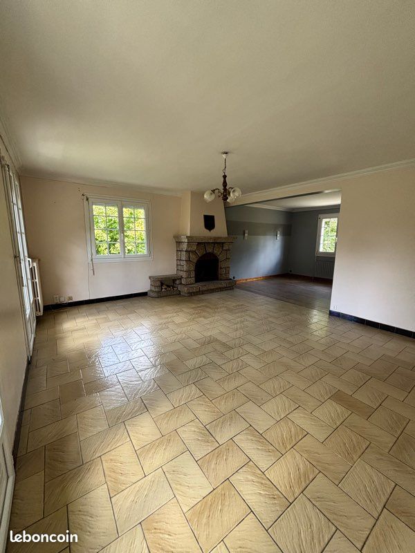 Maison familiale lumineuse – 140 m² avec grand jardin – Centre de Merdrignac (image 6)