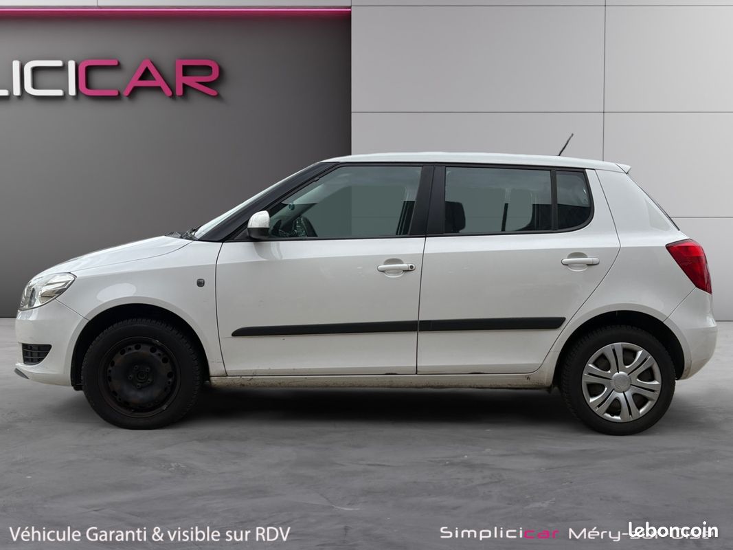 SKODA FABIA II 1.4 TDI 90 AMBITION 90Ch Garantie 12 mois (image 5)