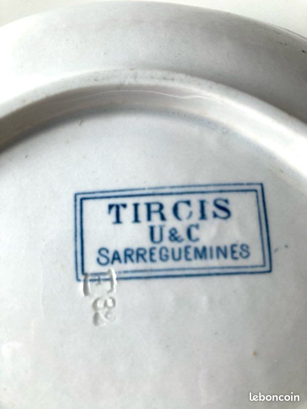 Ravier petit plat polylobé terre de fer Art nouveau / Tircis U&C Sarreguemines / Fin XIX début XX (image 4)