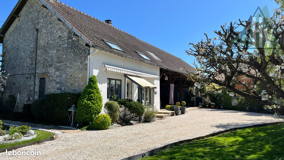 Maison 7 pièces 150 m² · à Voulton · 150 m² · 270 000 €