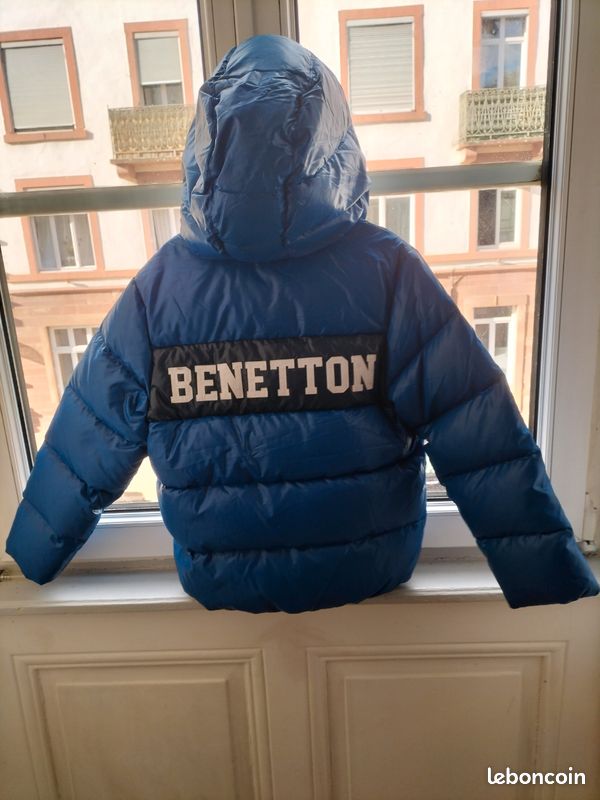 Veste BENETTON 8ans 130cm garçon neuf Vêtements