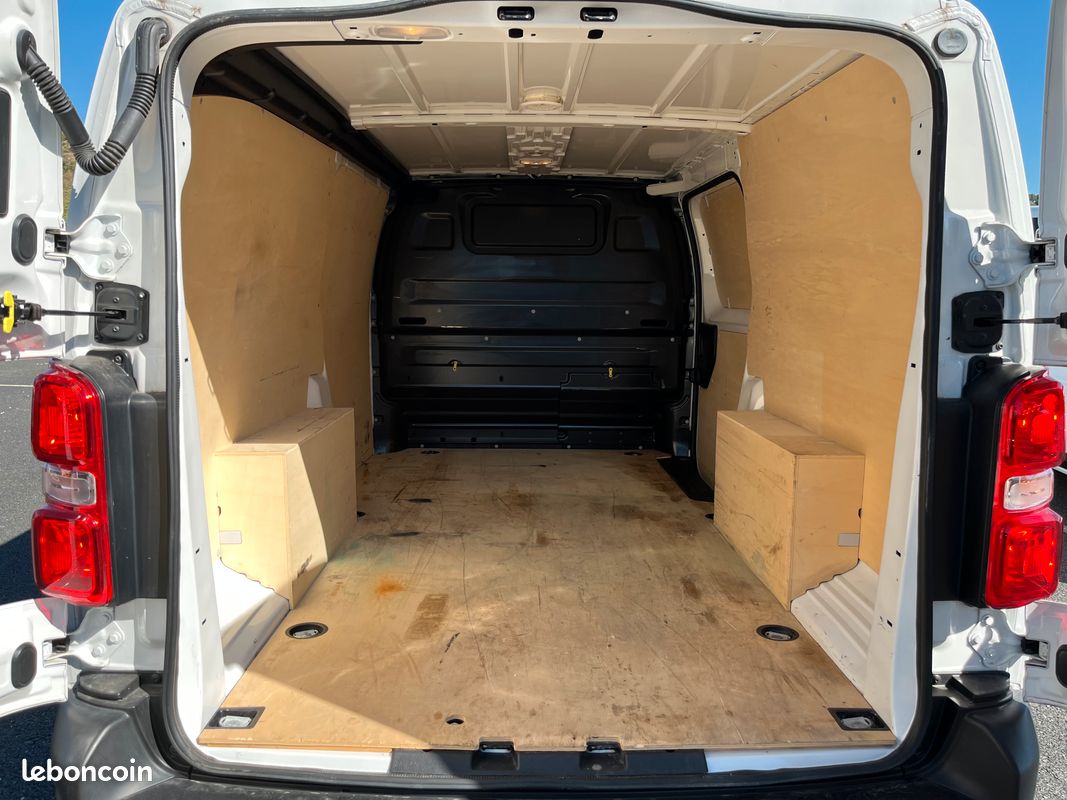 Opel Vivaro FOURGON FGN TAILLE L3 2.0 BLUE HDI 145 CH EAT8 17075 HT CAMÉRA GTIE 6 MOIS (image 3)