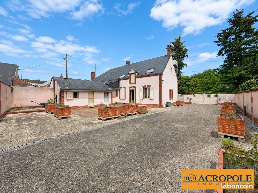 Maison 3 pièces 68 m² · à Coullons · 68 m² · 95 000 €