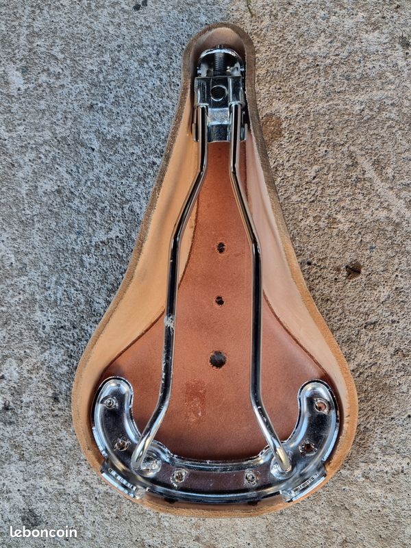 Selle De Vélo De Ville Ancienne En Cuir – Marque Tabor, Fabriquée Au Portugal, Noire