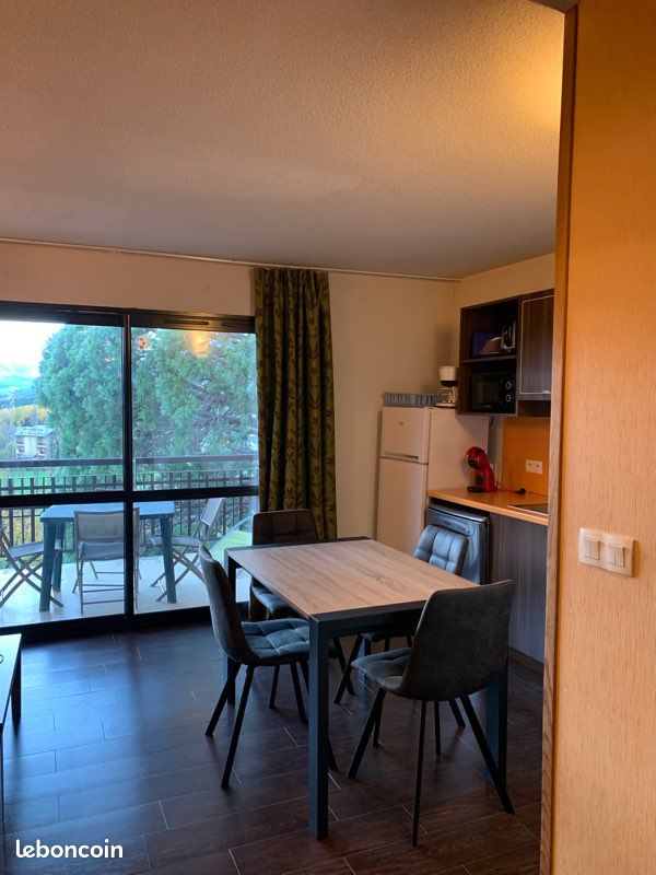 Appartement 1 pièce 28 m² · à Jausiers · 28 m² · 74 500 €