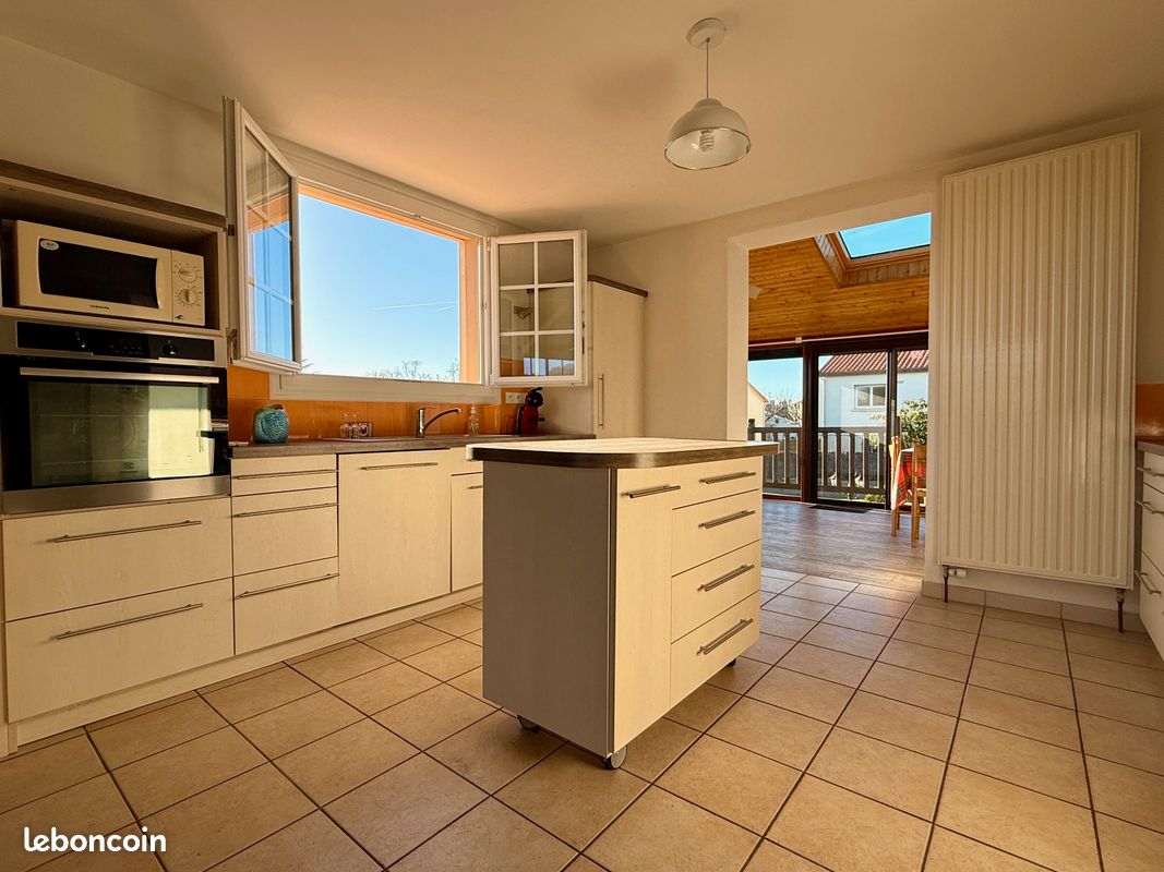 Maison 6 pièces 114 m² · à Mortagne-sur-Sèvre · 114 m² · 208 000 €