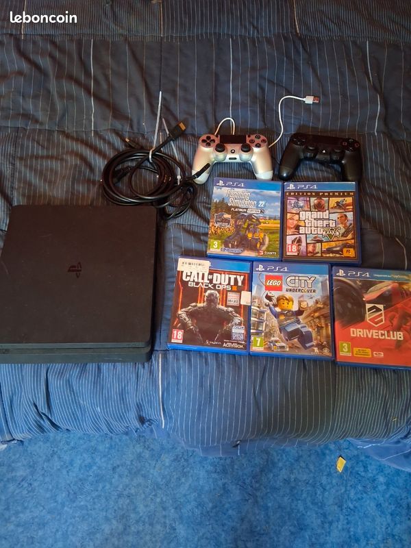 Ps4+2 manette+ 5 jeux (image 1)