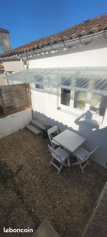 Maison 1 pièce 27 m² · à Cognac · 27 m² · 460 €