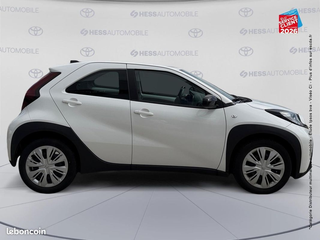 Toyota Aygo X 1.0 VVT-i 72ch Dynamic MY23 (image 4)