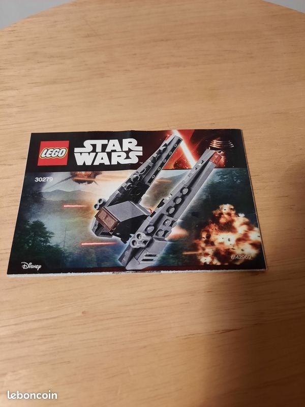 Lego 30279 Kylo's Ren Command Shuttle (image 3)