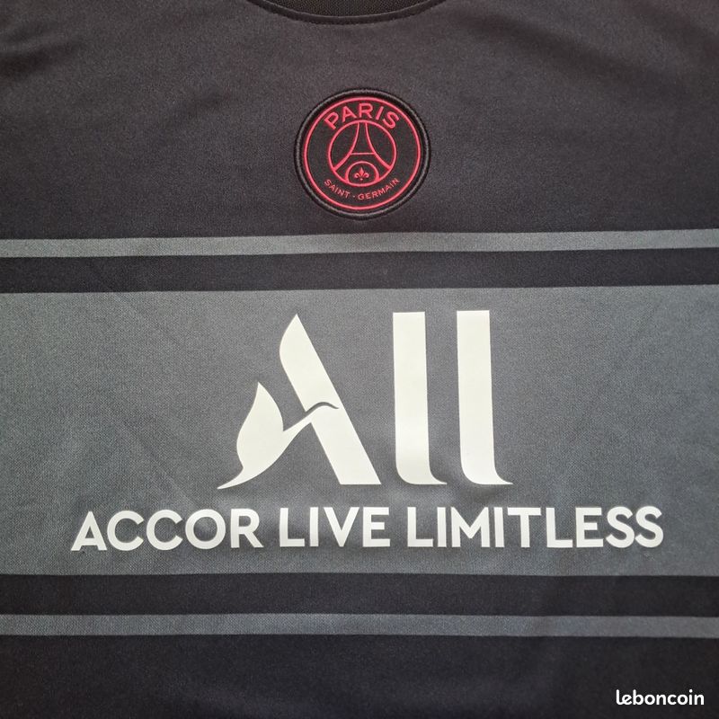 Tenue Complète PSG (Accor, Live, Limitless) - Gris Et Noir - Nike/Jordan - Tailles S Et M