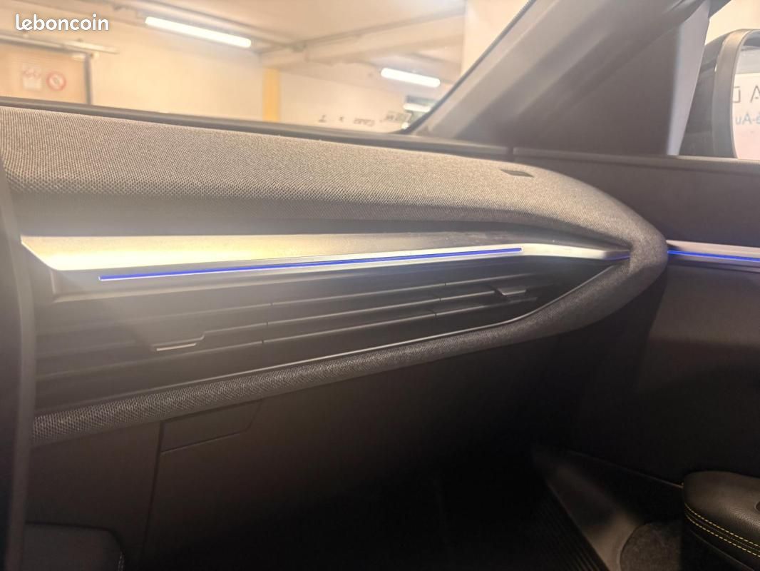 Renault Mégane E-TECH EV60 220 ch super charge Techno (image 16)