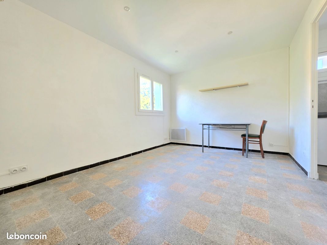 Appartement 1 pièce 18 m² · à Hyères · 18 m² · 80 000 €