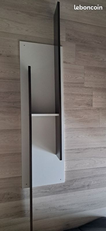 Étagère murale marron foncé et blanc (image 1)