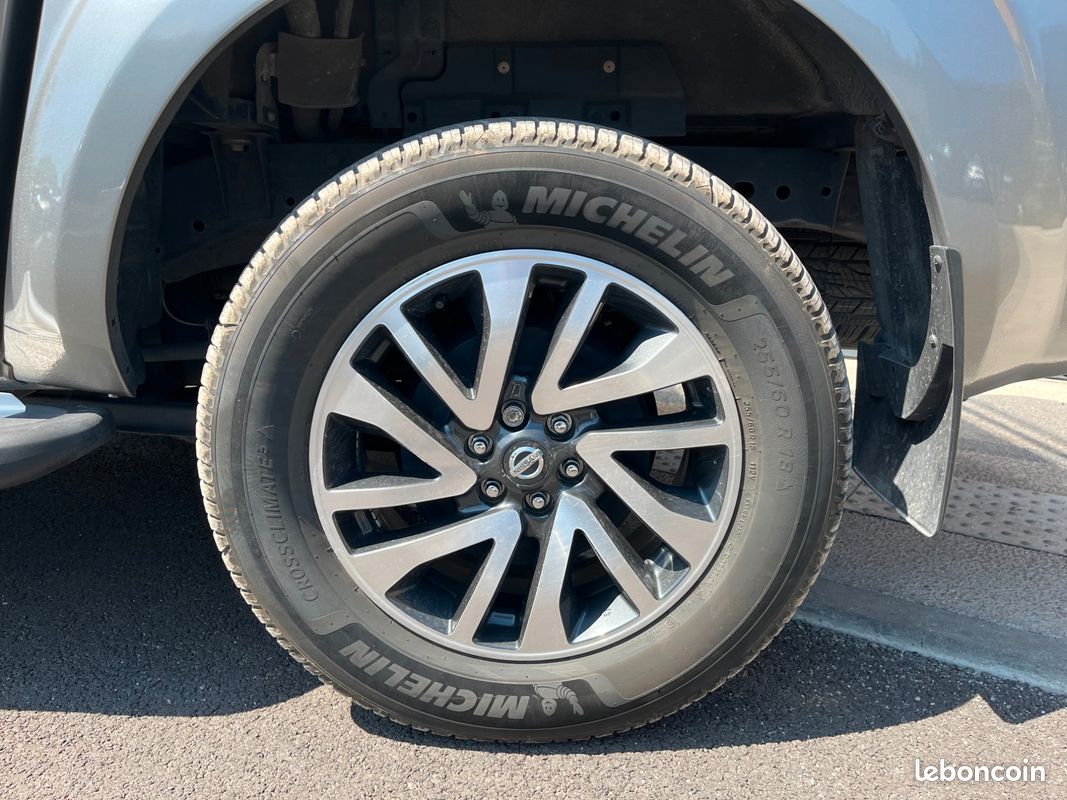 Nissan np300 navara premium edition 190ch double cab 2.3 dci 4wd bva - toit ouvrant - camera 360 - carplay (image 28)