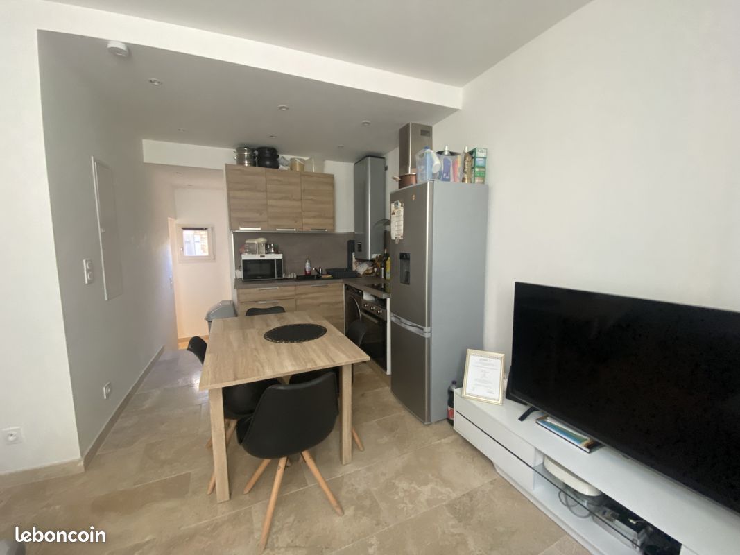 Appartement 2 pièces 31 m² · à Orange · 31 m² · 415 €/mois
