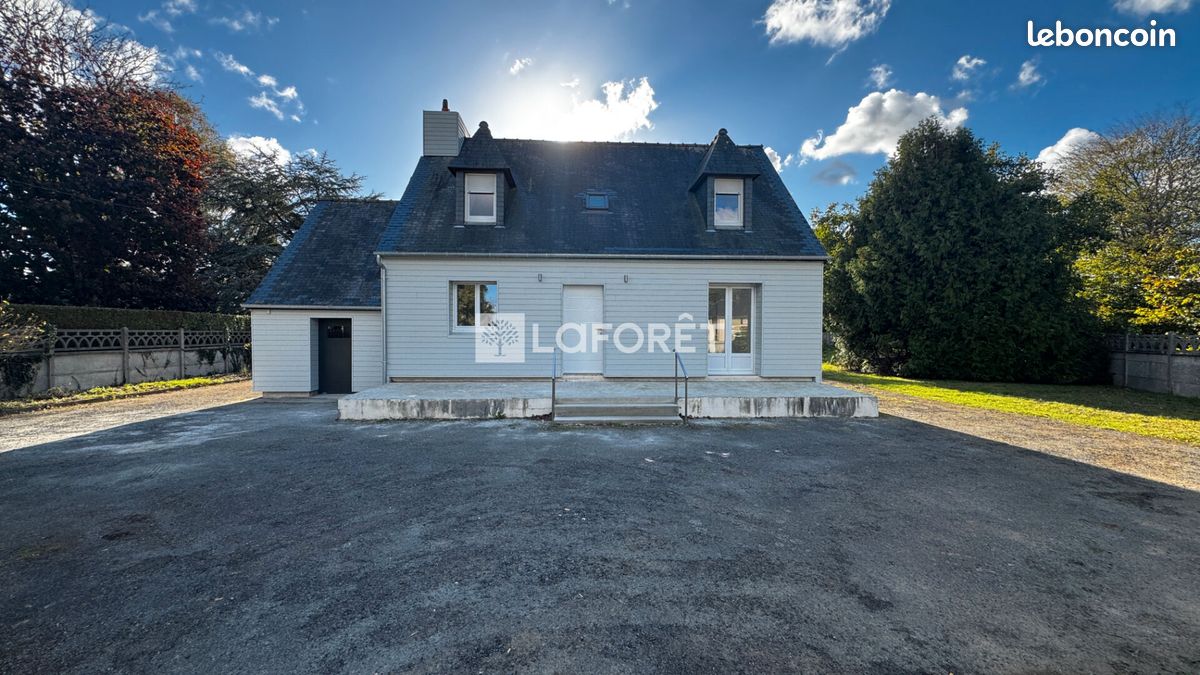 Maison 5 pièces 95 m² · à Lanvollon · 95 m² · 950 €/mois