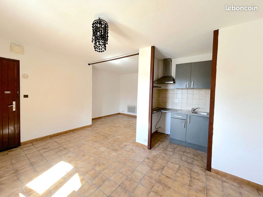 Appartement 1 pièce 26 m² · à Saint-André-de-Cubzac · 26 m² · 580 €/mois