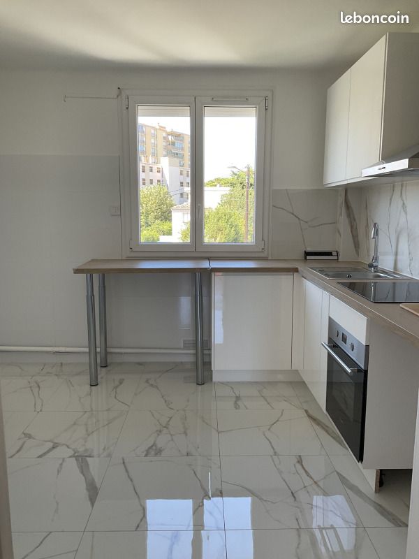 Appartement 3 pièces 56 m² · à Saint-Raphaël · 56 m² · 930 €/mois