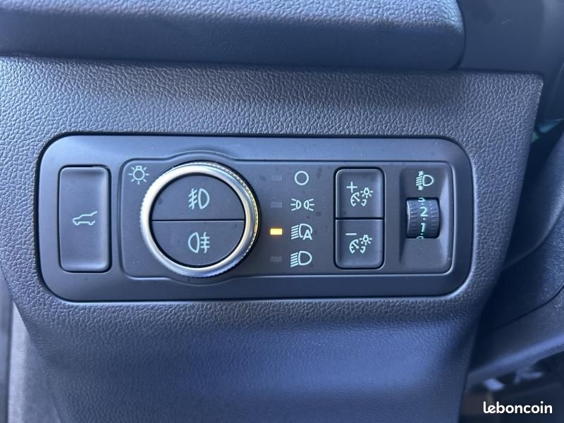 Ford Kuga 2.5 Duratec 190ch FHEV E85 ST-Line BVA (image 13)