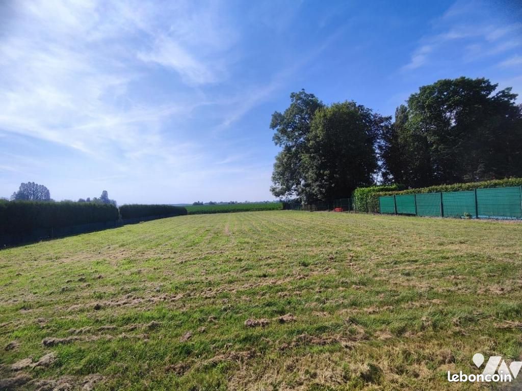 Terrain 2232 m² · à Rousies · 2 232 m² · 126 750 €