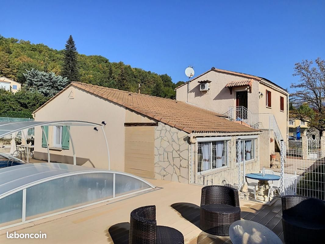 Maison 6 pièces 130 m² · à Thoard · 130 m² · 344 000 €